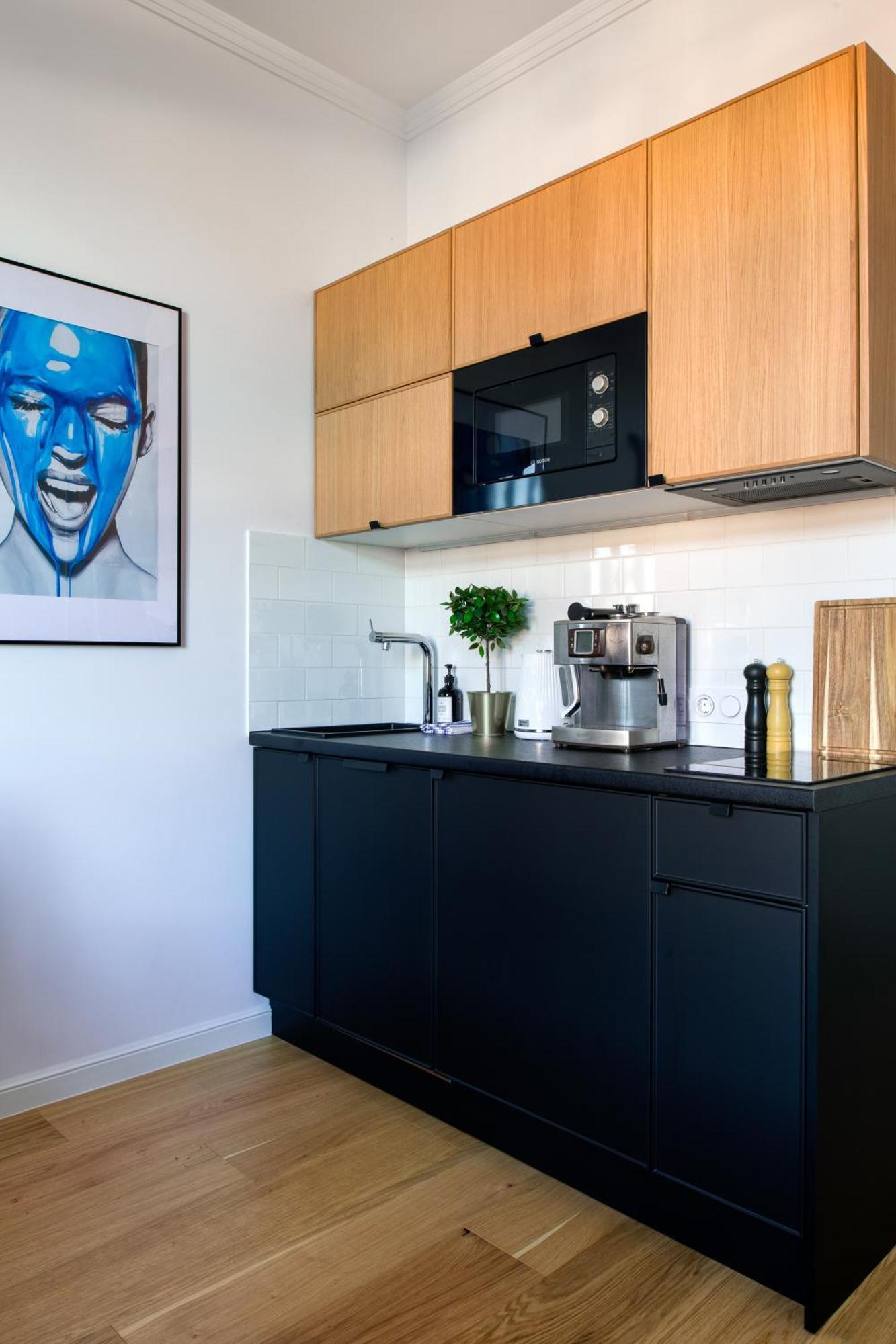 Discover - Lubomirskiego St - Classic & Modern - Near Main Station, Netflix And Ac Krakow