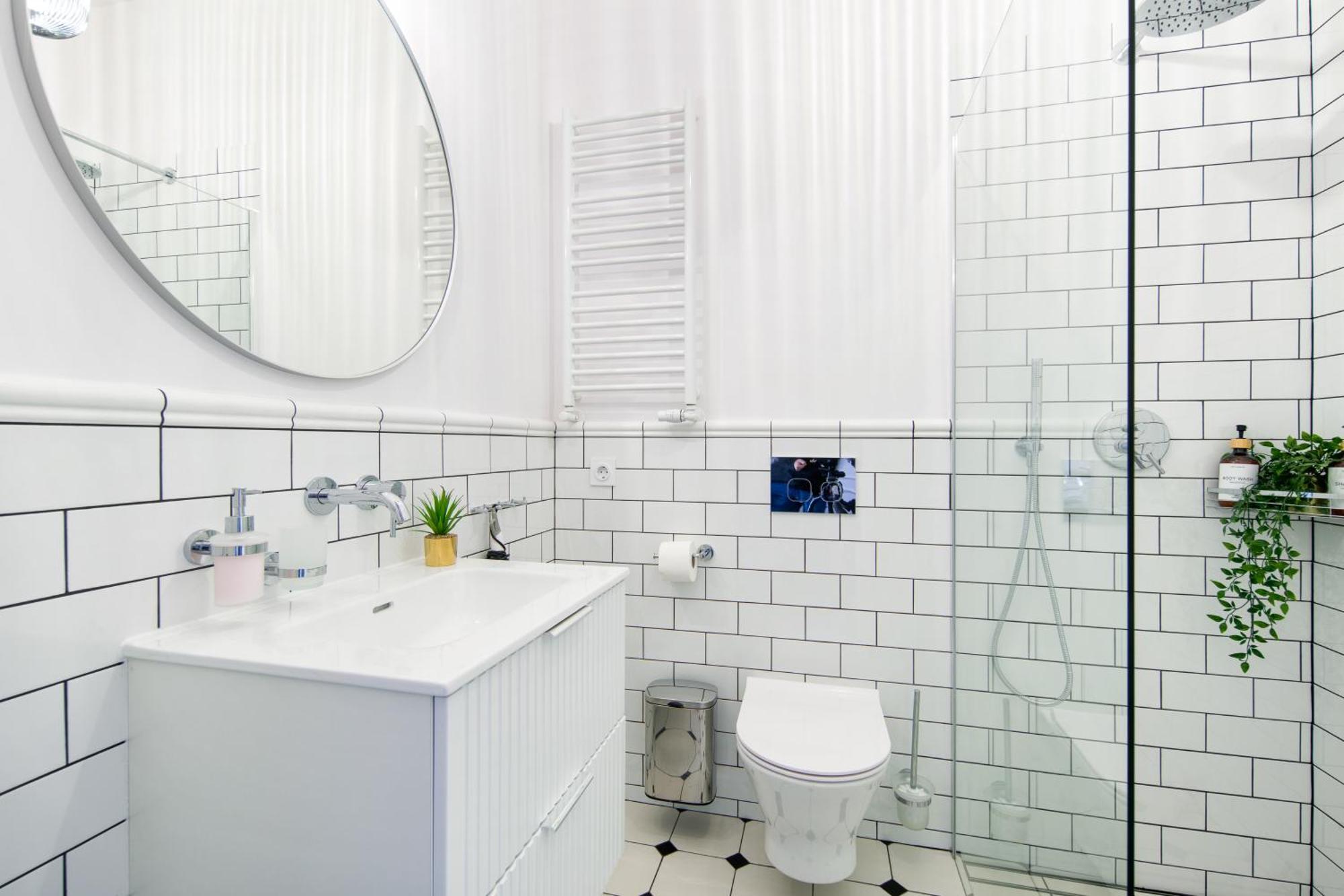 Discover - Lubomirskiego St - Classic & Modern - Near Main Station, Netflix And Ac * Krakow