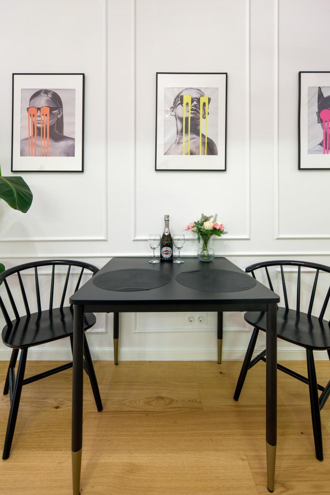 Discover - Lubomirskiego St - Classic & Modern - Near Main Station, Netflix And Ac * Krakow